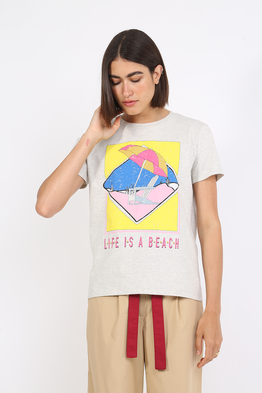 T-SHIRT LIFE IS A BEACH ALLMOST VINTAGE